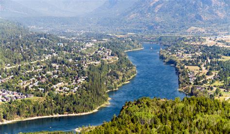 affordable towns in bc.